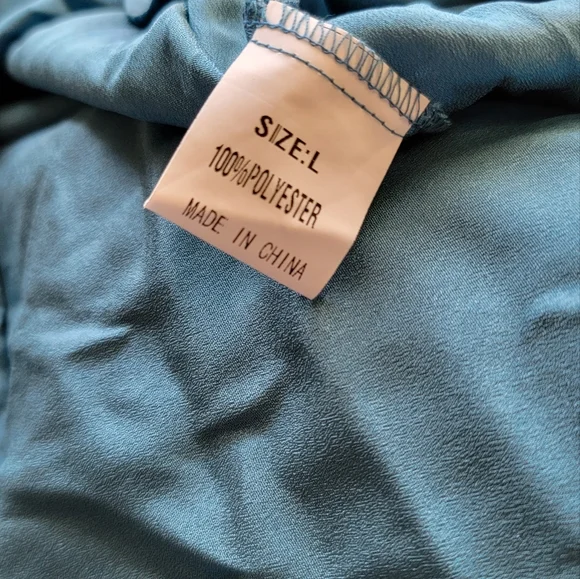 Blue detailed dress - size large - Picture 6 of 6